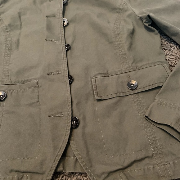 Green jacket - Picture 2 of 4